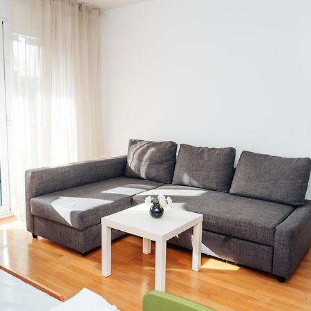 Crown Central Three Bedroom Apartment Белград Екстериор снимка