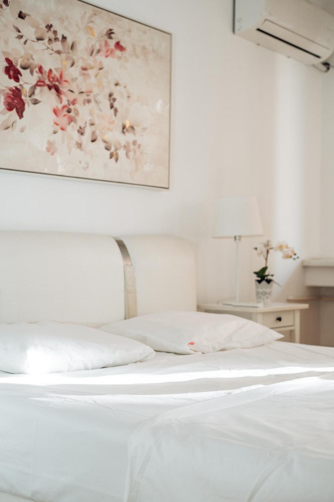 Crown Central Three Bedroom Apartment Белград Екстериор снимка